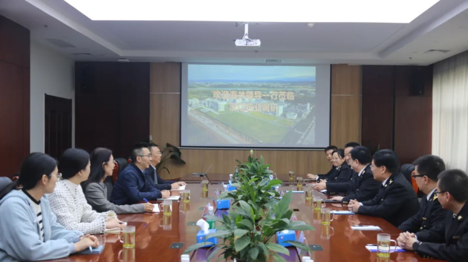 【“关”助发展,护企远航】西安海关副关长李晋生一行莅临色情直播调研